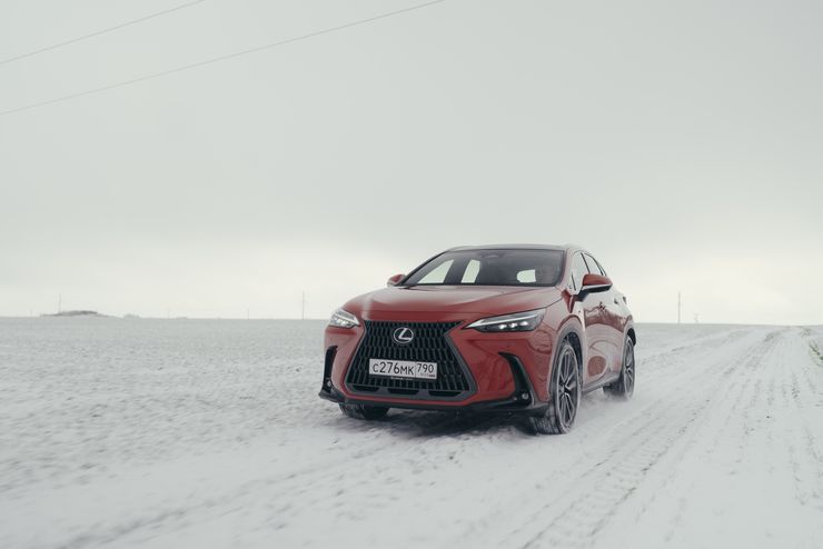 Без пяти процентов новый: первый тест-драйв Lexus NX второго поколения