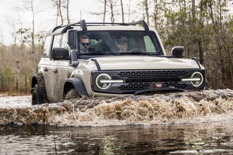 Внедорожник Ford Bronco обзавелся «болотной» спецверсией Everglades