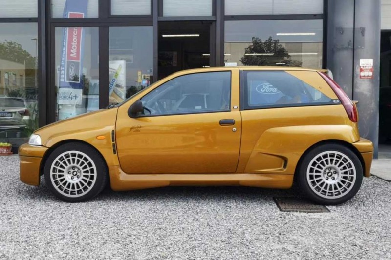 С обвесом и мощным движком Fiat Punto Grama 2 от Maggiora продают за 9 миллионов