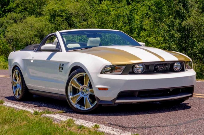 На eBay продают Ford Mustang Hurst Edition с МКПП: таких было сделано только 5 штук