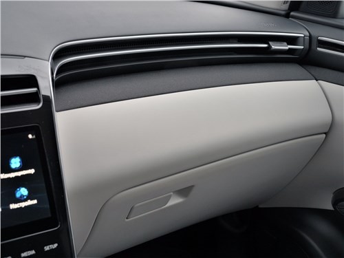 Почему новый Hyundai Tucson выглядит космическим кораблем, но не едет также?
