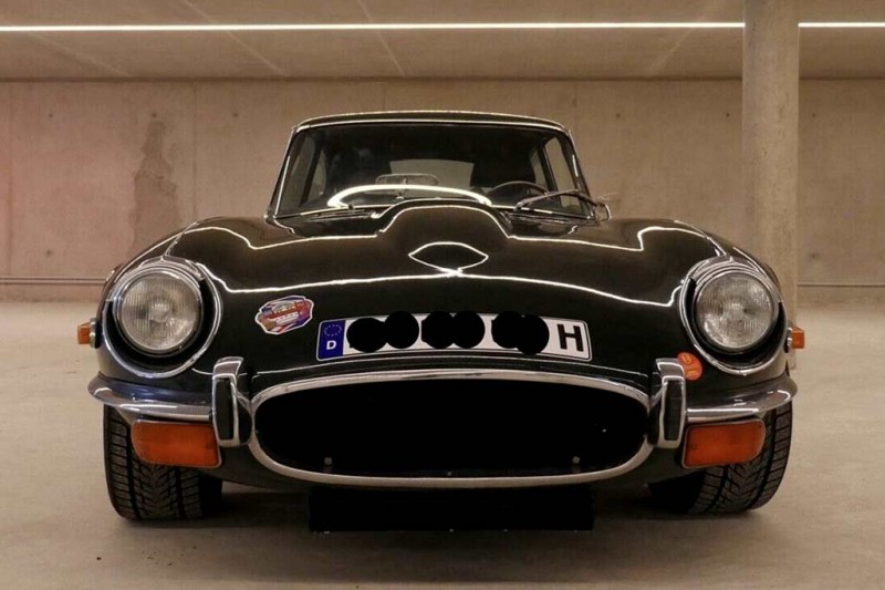 Рестомод Jaguar E-Type 1971 года с 8,5-литровым мотором V12 оценили в 22,5 млн руб
