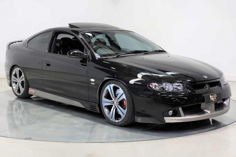 Последний из 24 экземпляров HSV GTS 300 Coupe 3 продают почти за 14,0 млн рублей