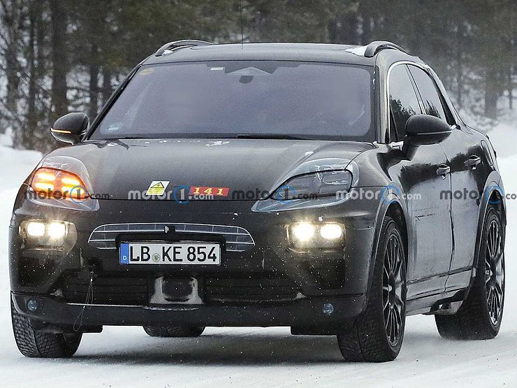 Немцы тестируют Porsche Macan с новой силовой установкой