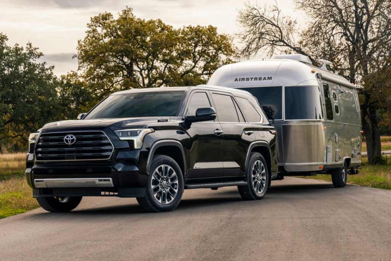 Представлен новый внедорожник Toyota Sequoia 2022 третьего поколения
