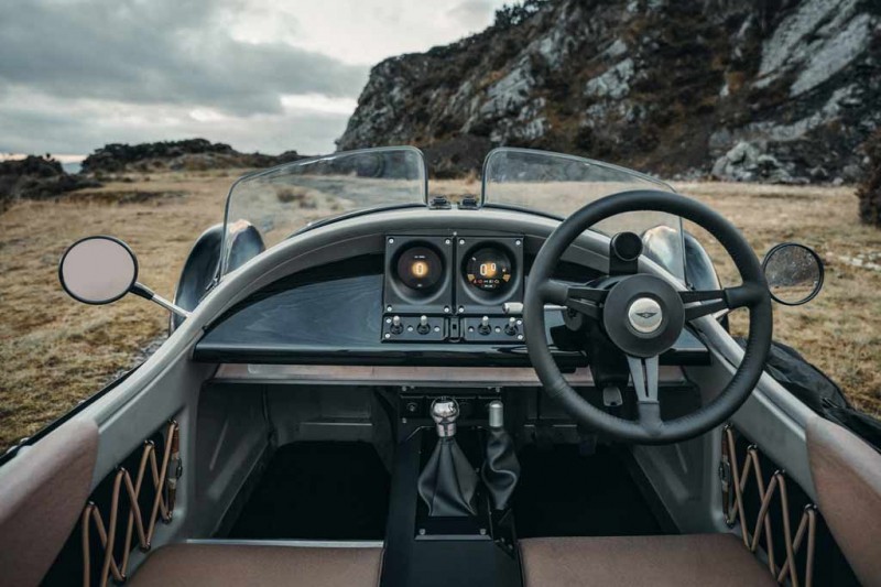 Morgan Super 3: британцы представили трехколесный &laquo;мотоцикл&raquo; с мотором от Ford