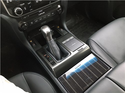Как случилось, что Lexus GX остался последним настоящим внедорожником 12 Как случилось, что Lexus GX остался последним настоящим внедорожником