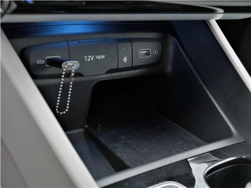 Почему новый Hyundai Tucson выглядит космическим кораблем, но не едет также?