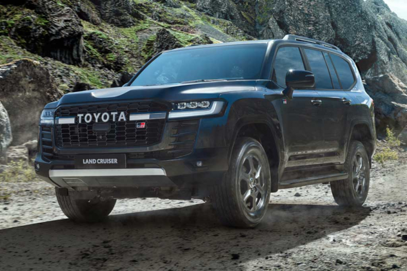 В России появился Toyota Land Cruiser 300 в спортивном исполнении GR Sport 3 В России появился Toyota Land Cruiser 300 в спортивном исполнении GR Sport