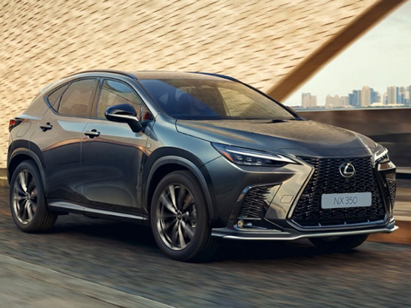 Lexus испытывает новый NX на дорогах России