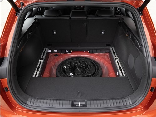 Тест-драйв KIA Ceed (поколение III рестайлинг) - Kia Ceed решил подкупать &laquo;фокусами&raquo; и мотором