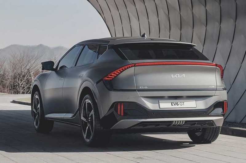 Представлен серийный KIA EV6: электрический кросс-хэтч от корейцев