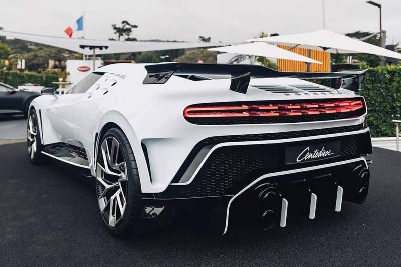 В Токио продают Bugatti Centodieci за 12,5 млн евро: но ездить на нем нельзя еще год