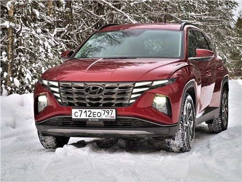 Почему новый Hyundai Tucson выглядит космическим кораблем, но не едет также?