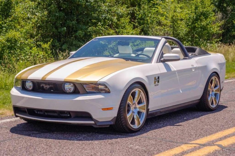 На eBay продают Ford Mustang Hurst Edition с МКПП: таких было сделано только 5 штук