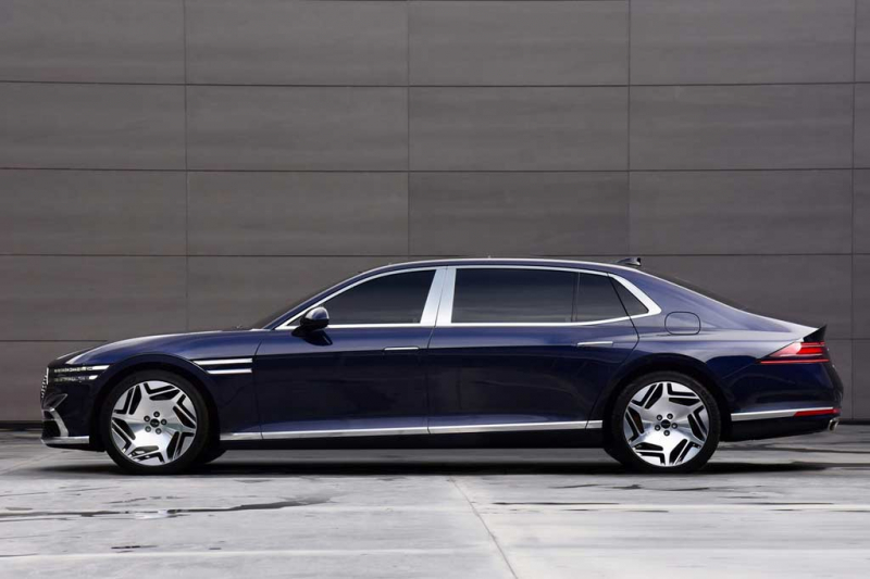 Genesis G90 2022: корейцы представили флагманский седан второго поколения
