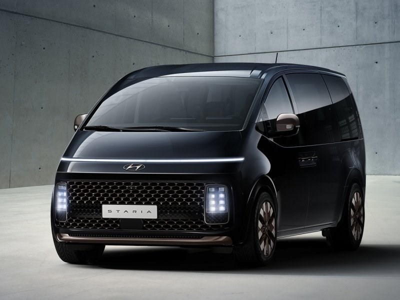 Стартовали продажи Hyundai Staria