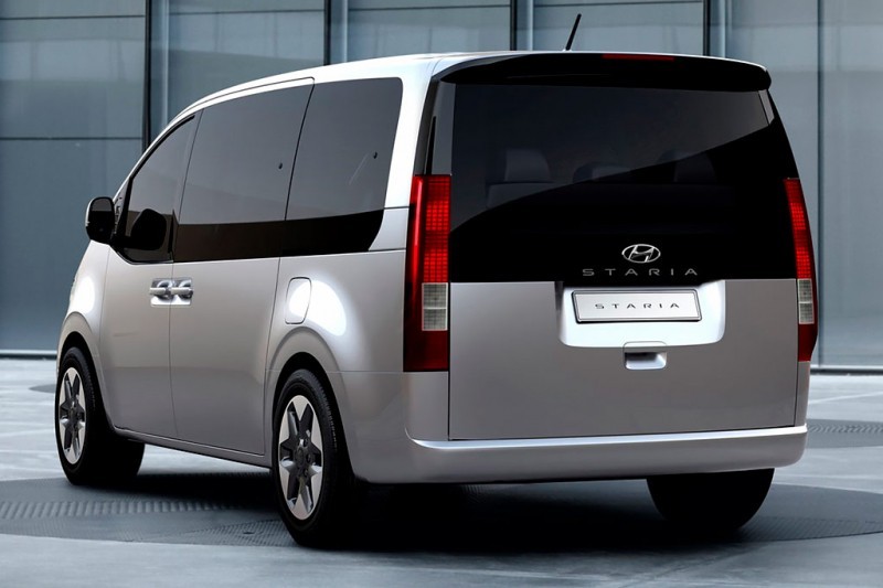 Серийный Hyundai Staria: новый минивэн от корейского автопроизводителя