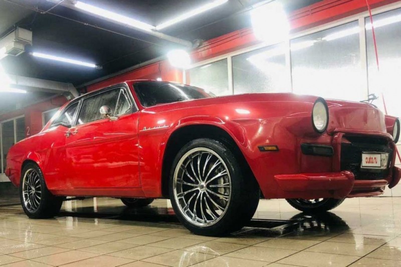 В Москве продают переделанный в купе ГАЗ-31105 «Волга» с мотором Toyota V8