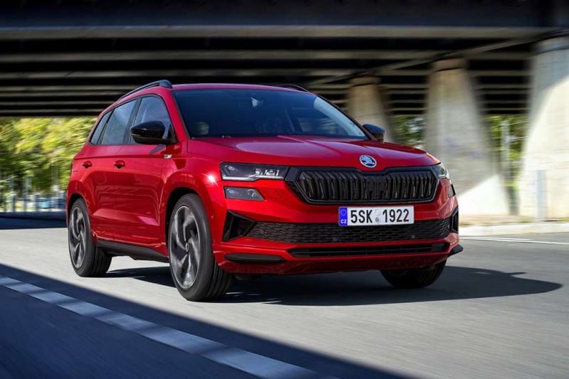 Паркетник Skoda Karoq пережил рестайлинг вслед за &laquo;старшим&raquo; Кодиаком