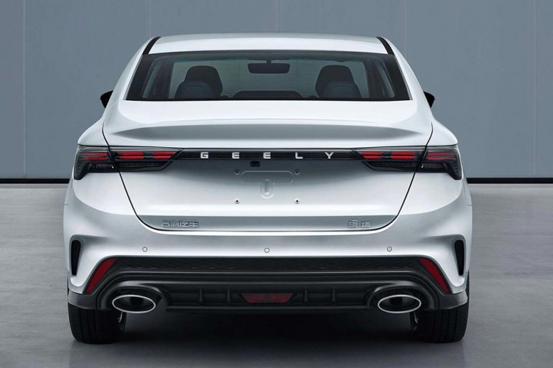 Geely готовит рестайлинговый Coolray и еще три новинки: всем им положен новый мотор