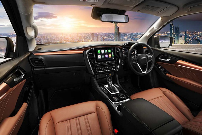 Isuzu MU-X 2022 нового поколения перестал быть копией TrailBlazer