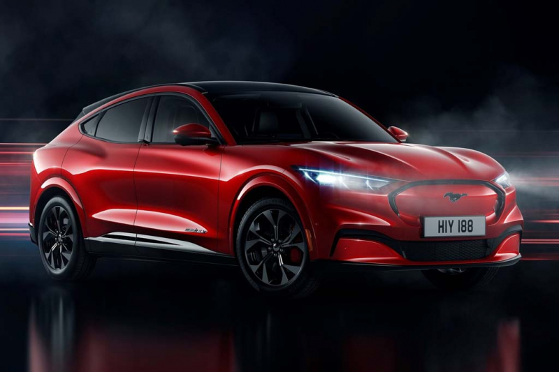 Ford Mustang Mach-E: американцы превратили Мустанг в электрический кроссовер