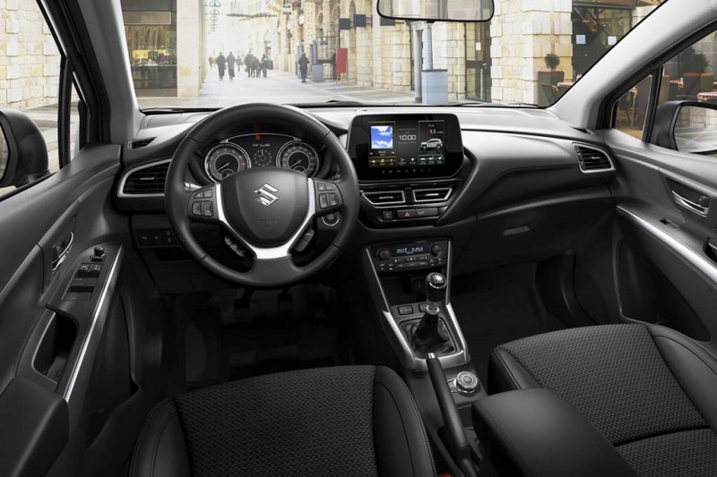 Suzuki SX4 2022 нового поколения не далеко ушел от предшественника
