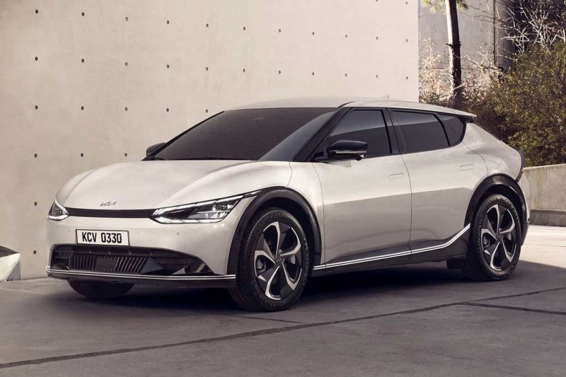 Представлен серийный KIA EV6: электрический кросс-хэтч от корейцев 4 Представлен серийный KIA EV6: электрический кросс-хэтч от корейцев