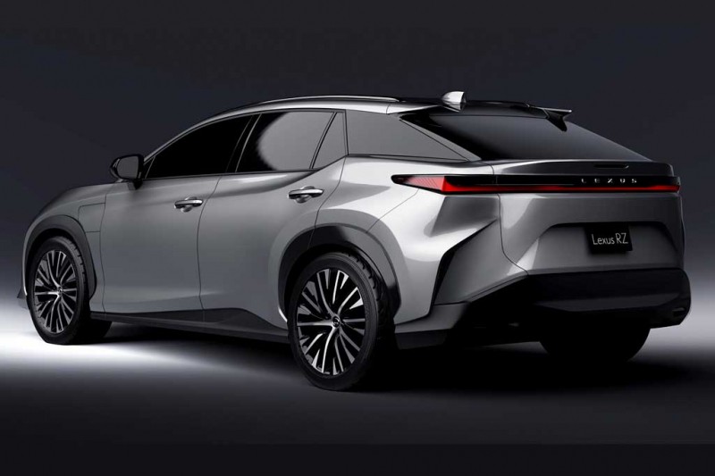 Lexus RZ 450e: японцы готовят к запуску глобальный электрический кроссовер