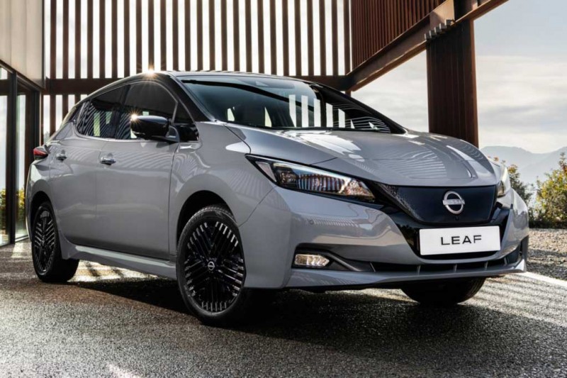 Японцы слегка обновили Nissan Leaf: хэтчбек получил измененную внешность 1 Японцы слегка обновили Nissan Leaf: хэтчбек получил измененную внешность