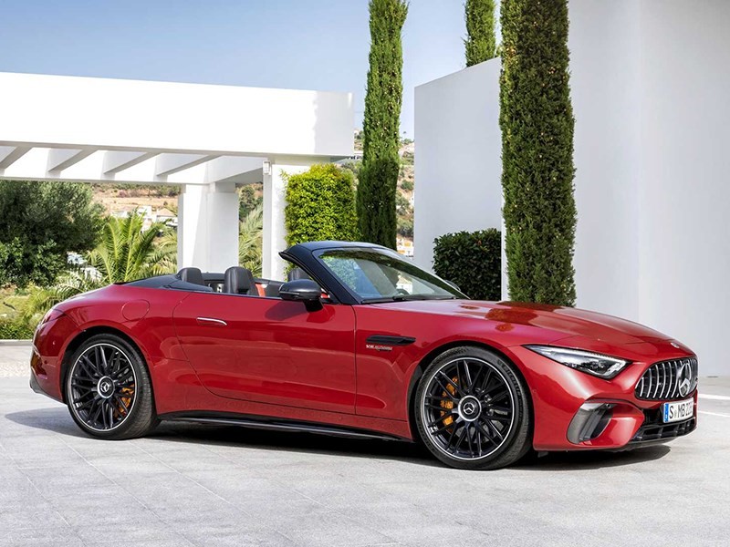 В Mercedes готовятся представить новую версию кабриолета AMG SL