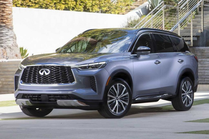 Новый кроссовер Infiniti QX60 2022 стал солиднее и современнее