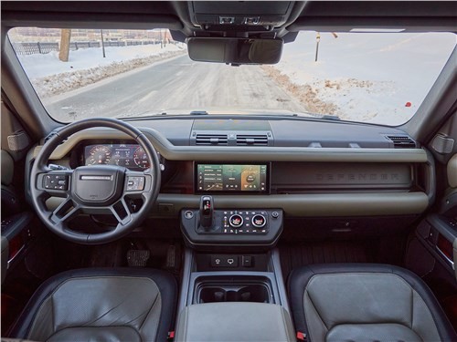 Тест-драйв Land Rover Defender 110 (поколение III) - Особенности преемственности британских аристократов