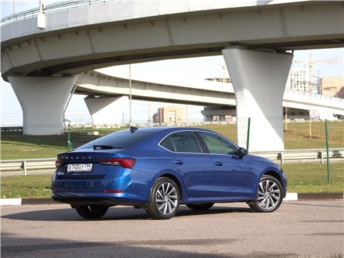 Тест-драйв Skoda Octavia (поколение IV) - Как аргумент для... фотографов-любителей 