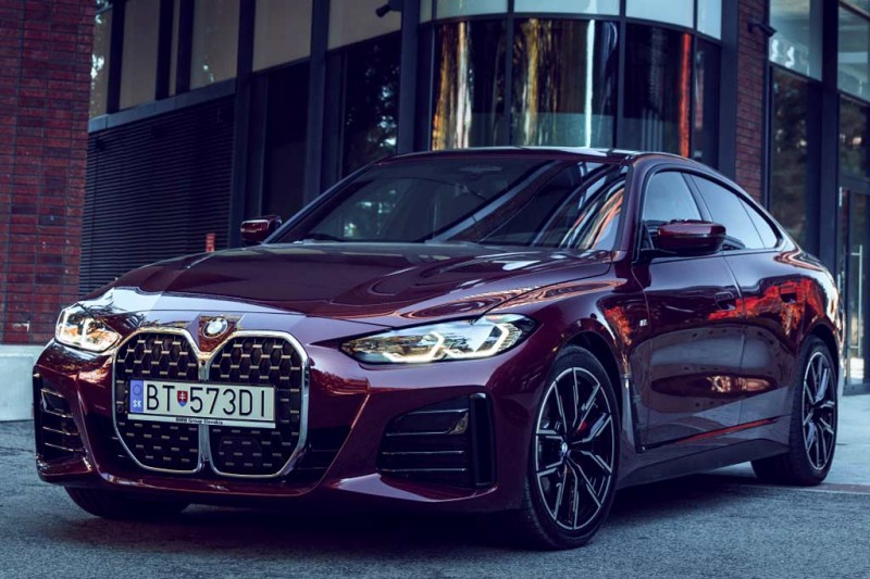 В России расширили линейку доступных двигателей для BMW 4 Gran Coupe (G26)