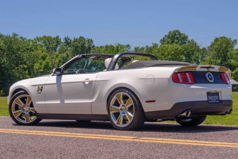 На eBay продают Ford Mustang Hurst Edition с МКПП: таких было сделано только 5 штук