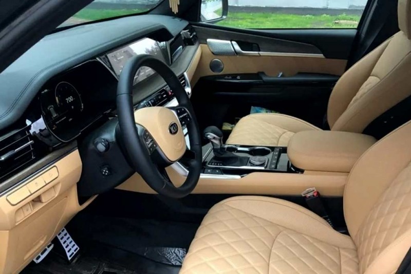 После Субару Форестер новый KIA Mohave FL кажется как минимум тепловозом