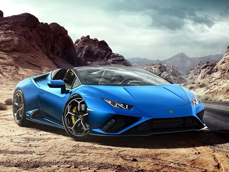 Художник перевел Lamborghini Huracan в криптовалюту
