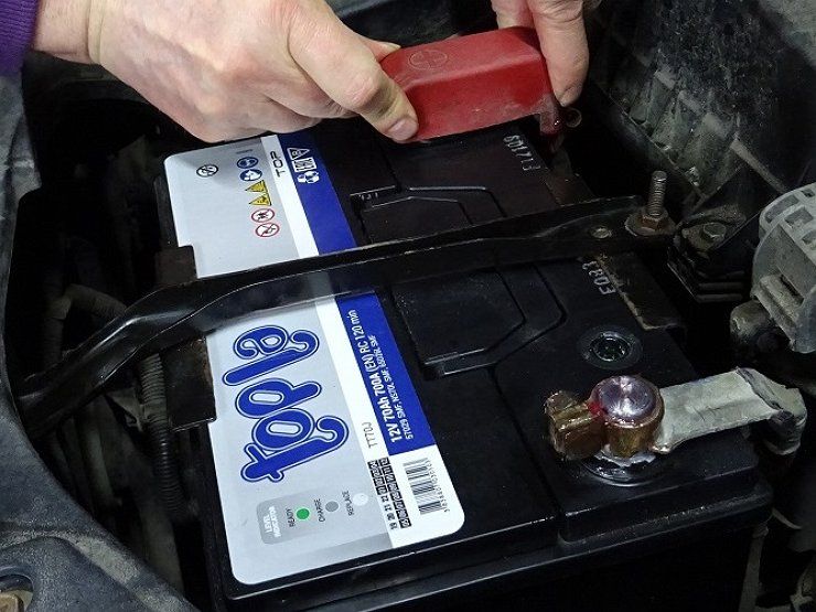 Почему современные аккумуляторы быстро &laquo;умирают&raquo; даже на новых автомобилях