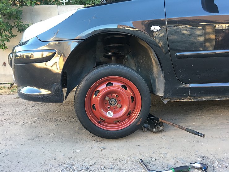 Почему в оттепель опасно ездить с докаткой