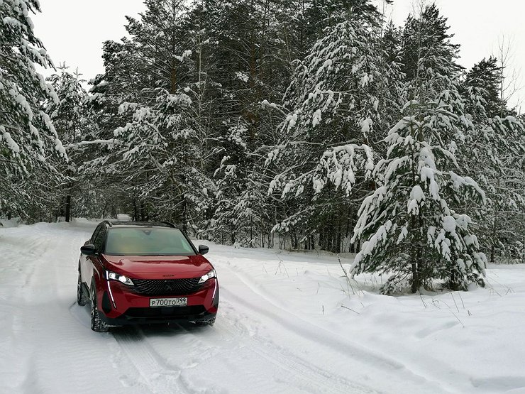 Прочь от безумного мира: духовное путешествие на новом Peugeot 3008