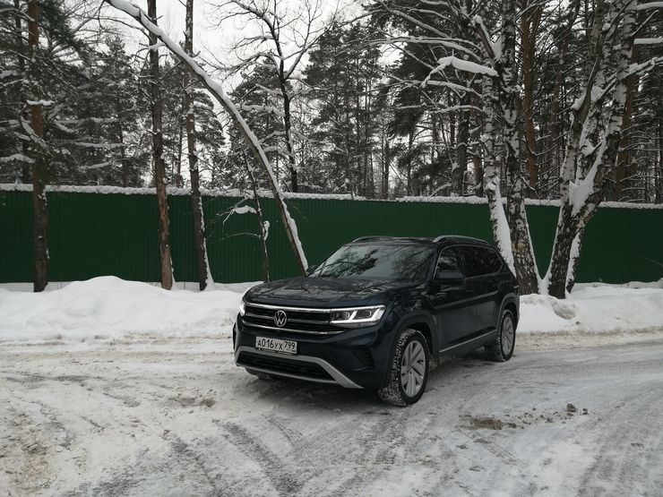 &laquo;Американский&raquo; десант: сравнительный тест-драйв Toyota Highlander и Volkswagen Teramont