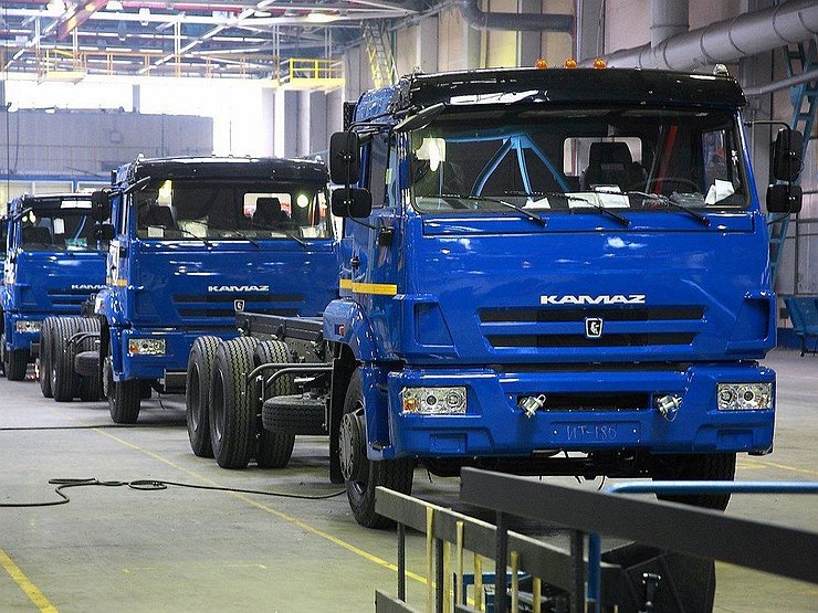 Mercedes-Benz до сих пор не отказался от акций КАМАЗа