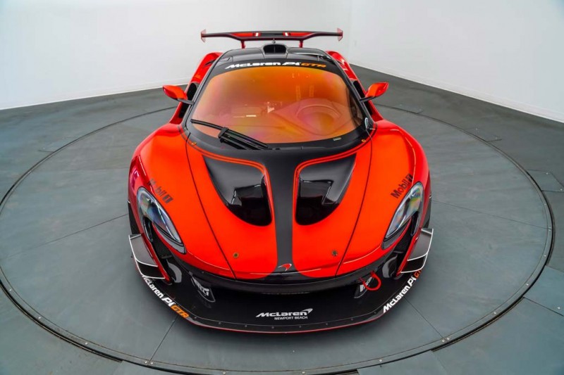 Ценник за трековый McLaren P1 GTR на аукционе растет не слишком активно