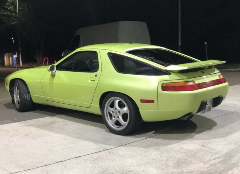 Посмотрите на самый дорогой Porsche 928 GTS: почему этот экземпляр носит такой статус?