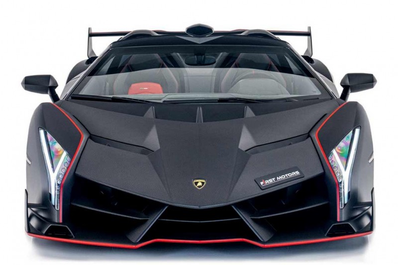 Единственный родстер Lamborghini Veneno в карбоновом кузове продают в Дубае