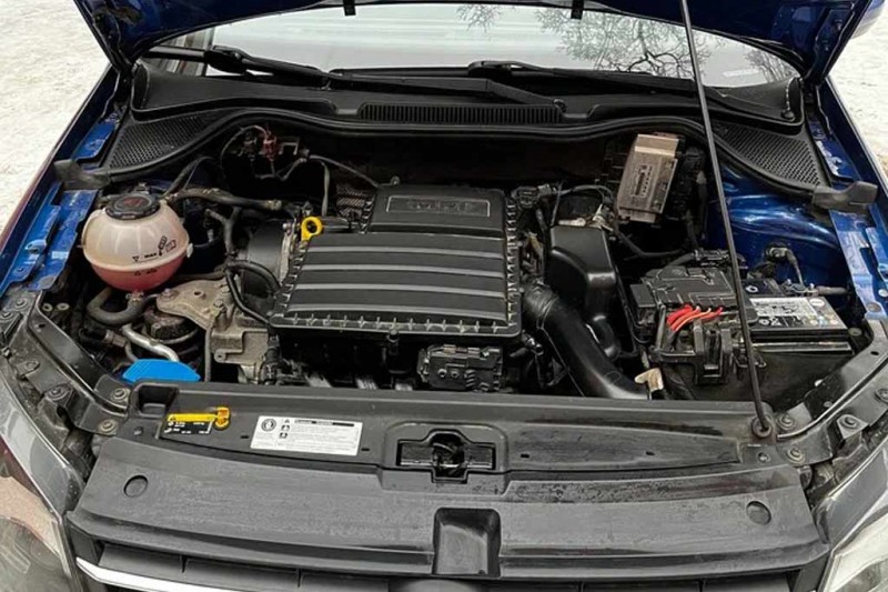 Пересела с Лансера на VW Polo: наконец-то перестало трясти на каждой кочке