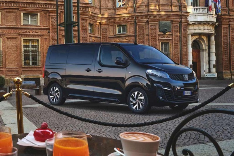 Представлен Fiat E-Ulysse: возрожденный вэн оснастили электрической установкой