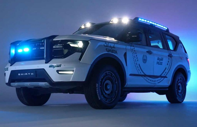 Фирма W Motors показала в Дубае полицейский внедорожник Ghiath Smart Patrol